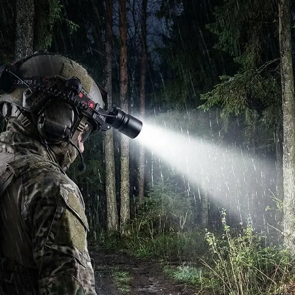 Tactical LED Flashlight Supplier